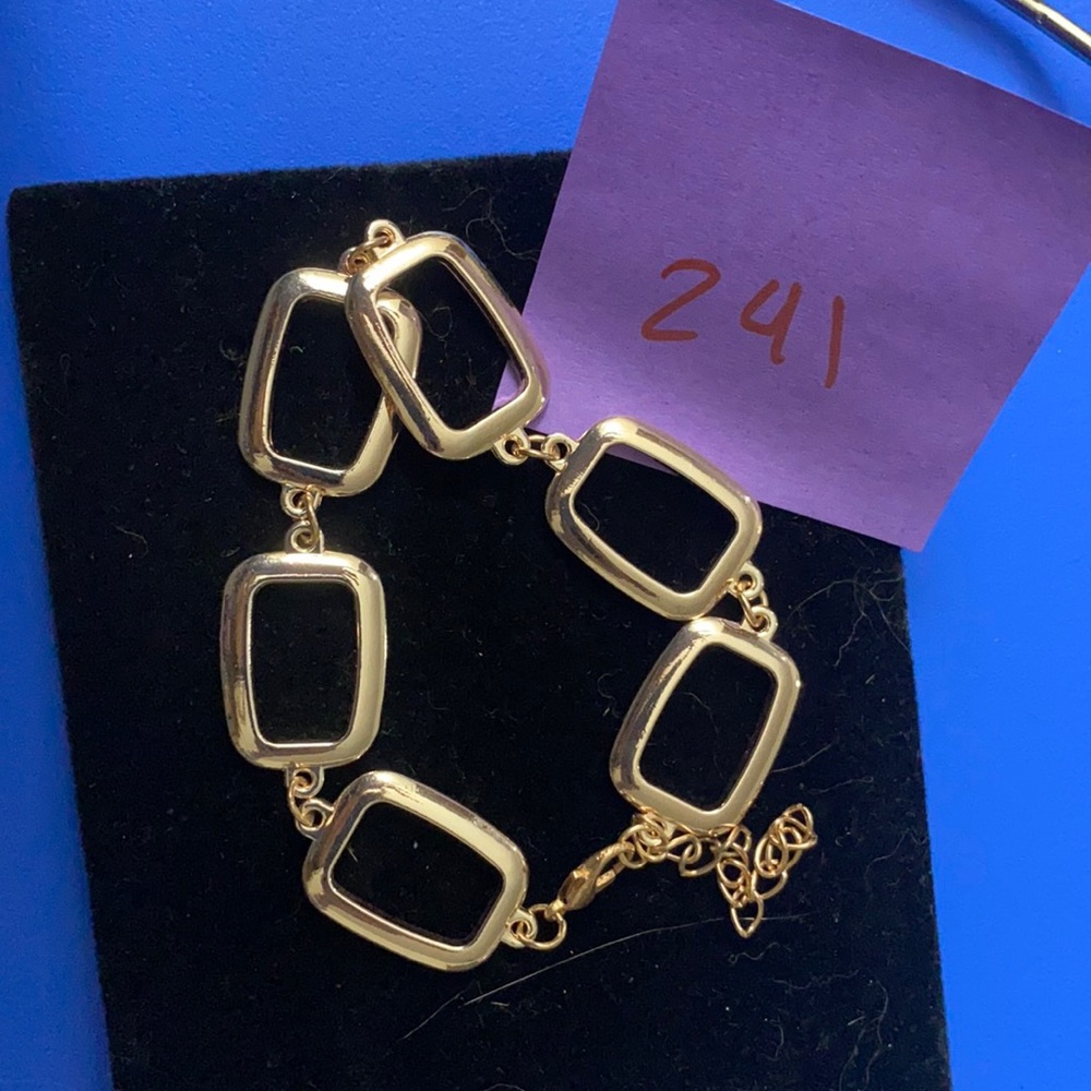 Bracelet with clasp